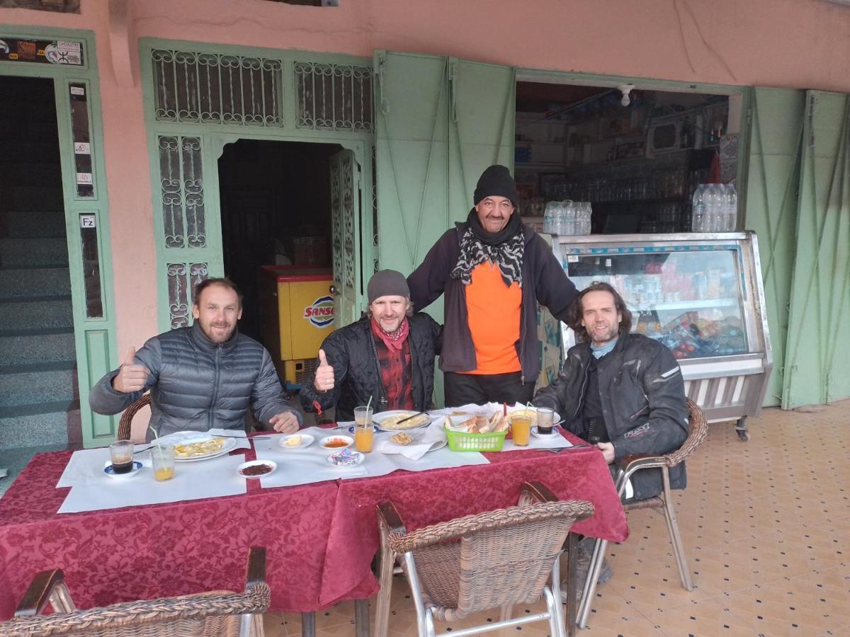 Auberge Restaurant Rooftop Tamazirt Boumalne Dades ภายนอก รูปภาพ