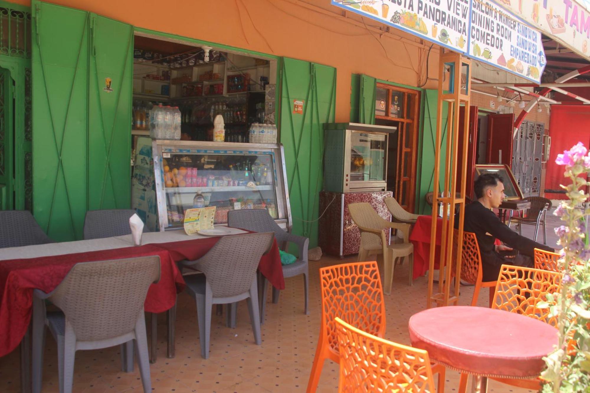 Auberge Restaurant Rooftop Tamazirt Boumalne Dades ภายนอก รูปภาพ