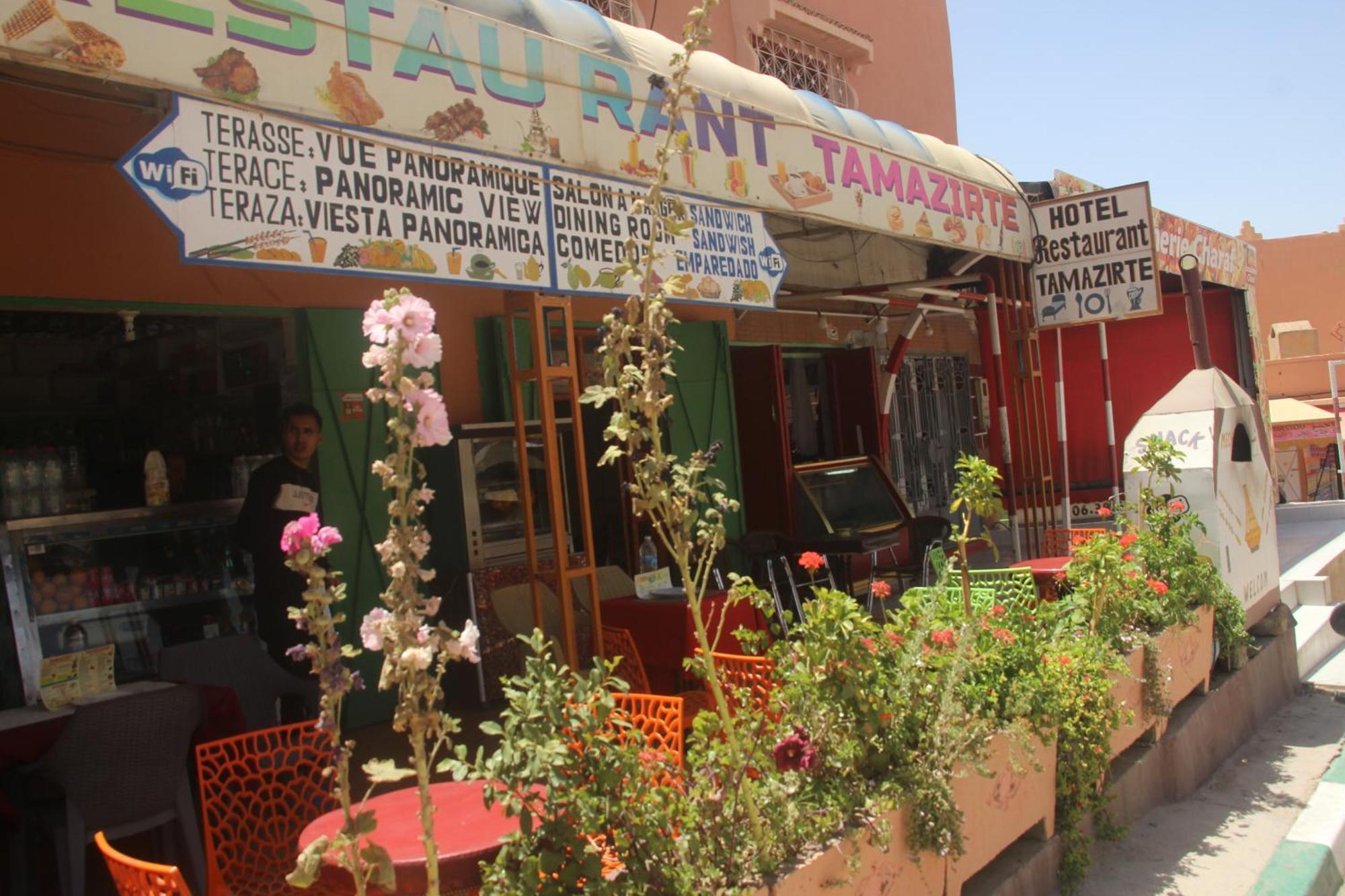 Auberge Restaurant Rooftop Tamazirt Boumalne Dades ภายนอก รูปภาพ
