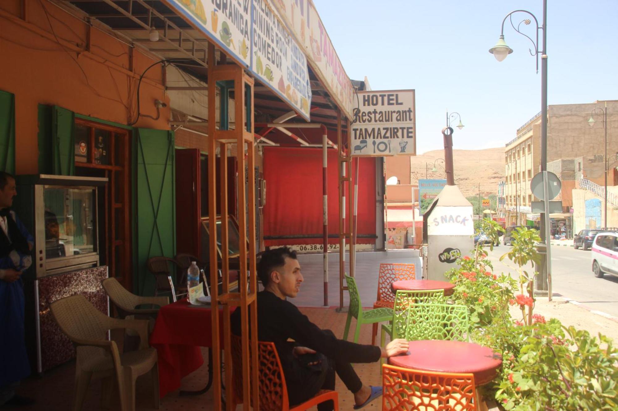 Auberge Restaurant Rooftop Tamazirt Boumalne Dades ภายนอก รูปภาพ